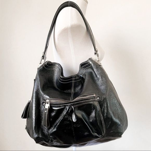 b. makowsky Handbags - B. Makowsky Wrinkled Pebbled Patent Leather Shoulder Tote Bag